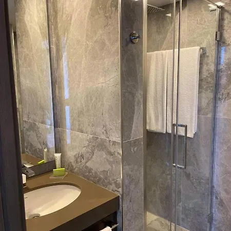 Ultra Luxury Villa With Private Jacuzzy And Beach/Oms *